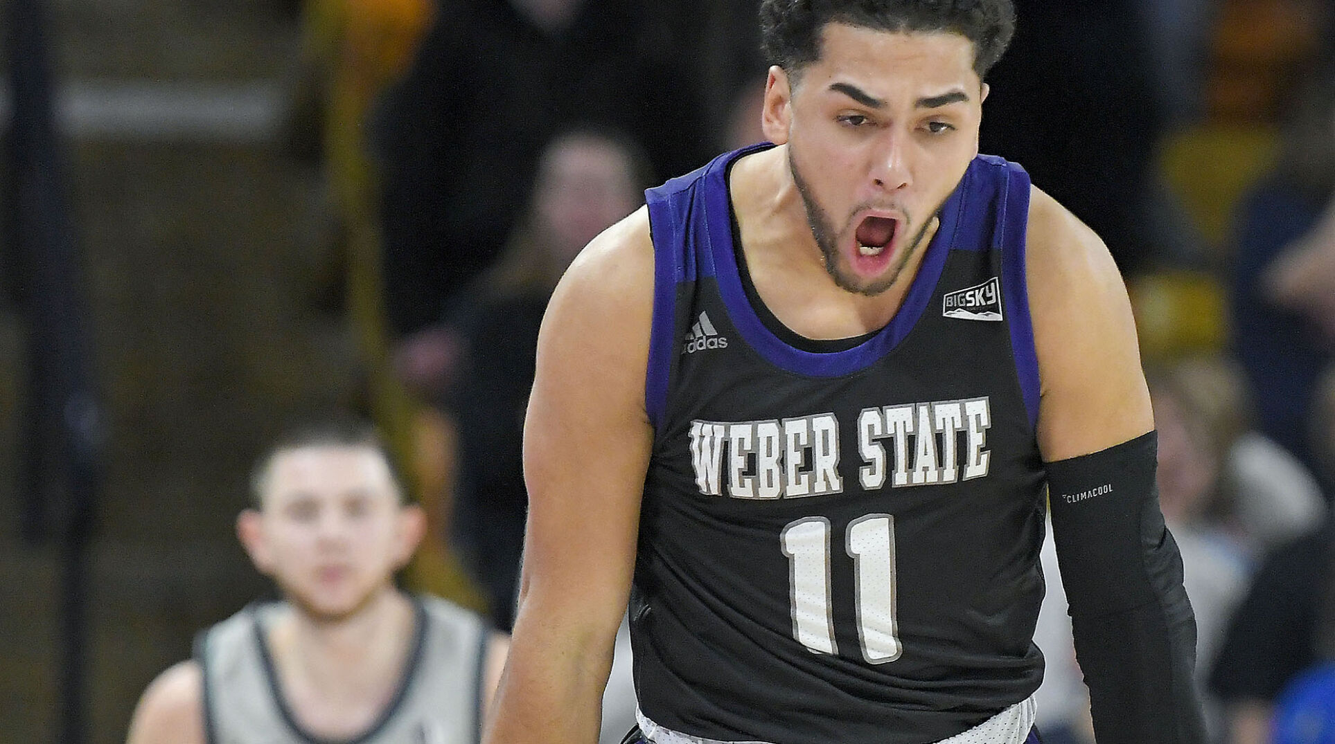 USU men’s basketball: Aggies fall to Wildcats, suffer first loss of season